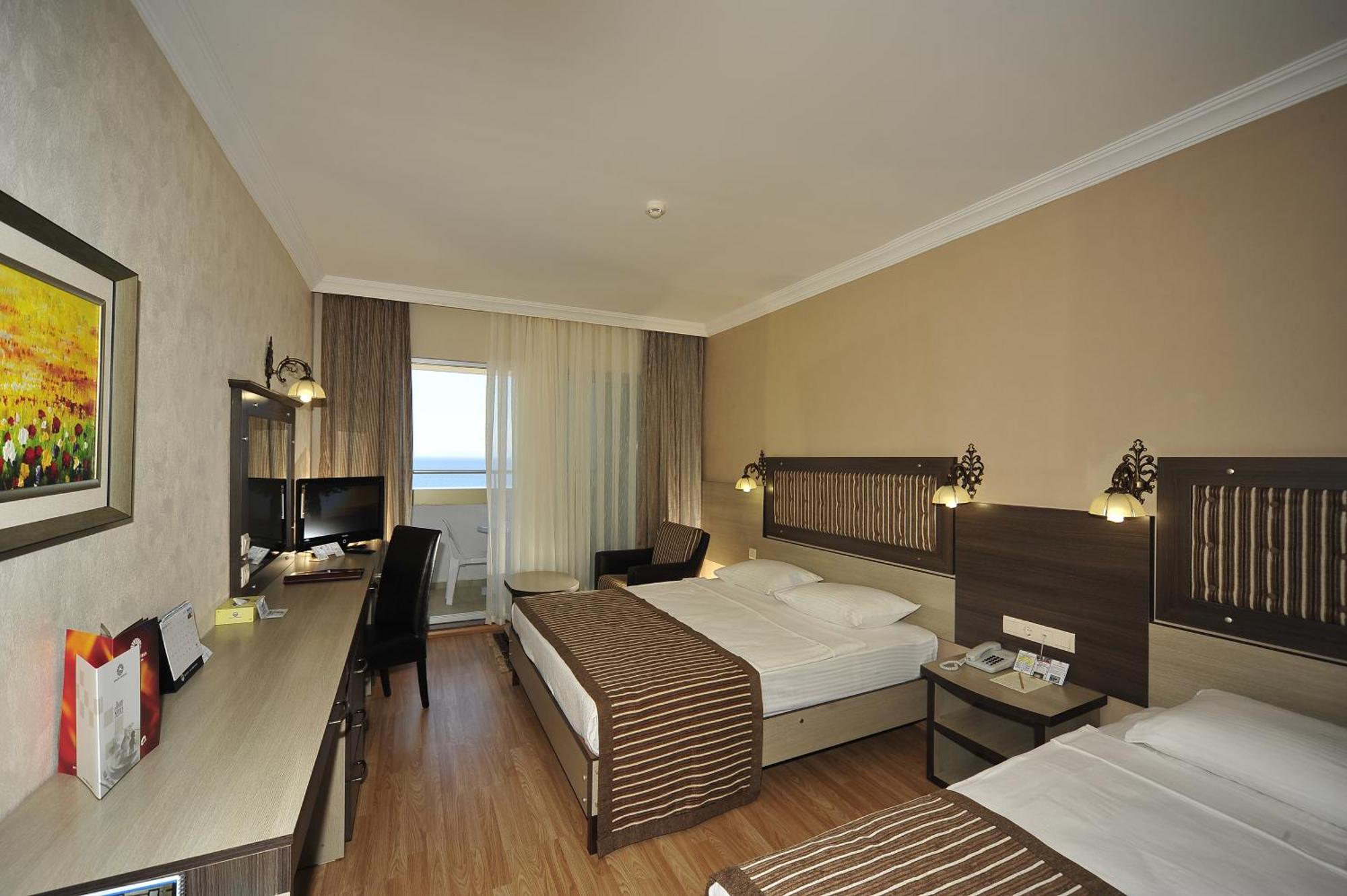 Kirbiyik Resort Hotel - Alanya Каргисак Екстериор снимка