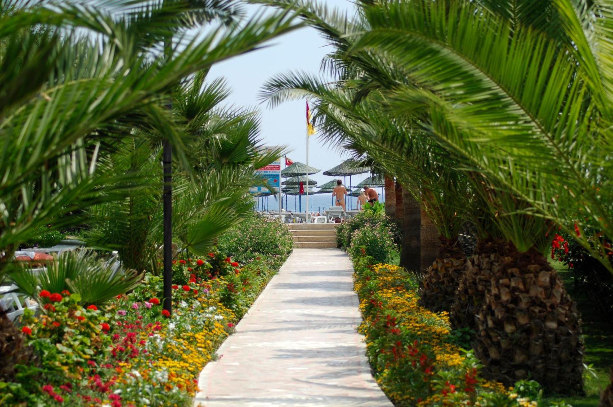 Kirbiyik Resort Hotel - Alanya Каргисак Екстериор снимка