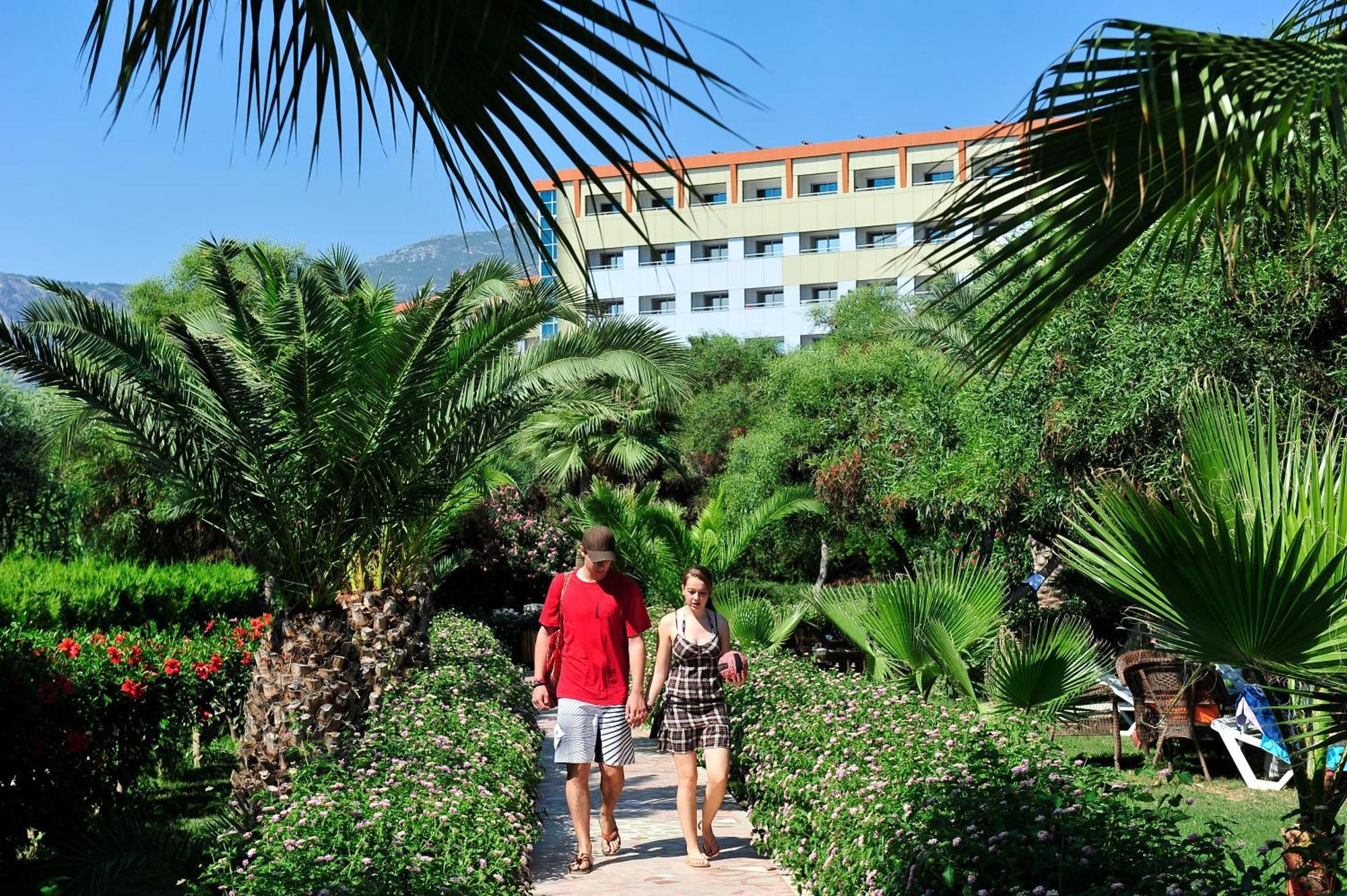 Kirbiyik Resort Hotel - Alanya Каргисак Екстериор снимка